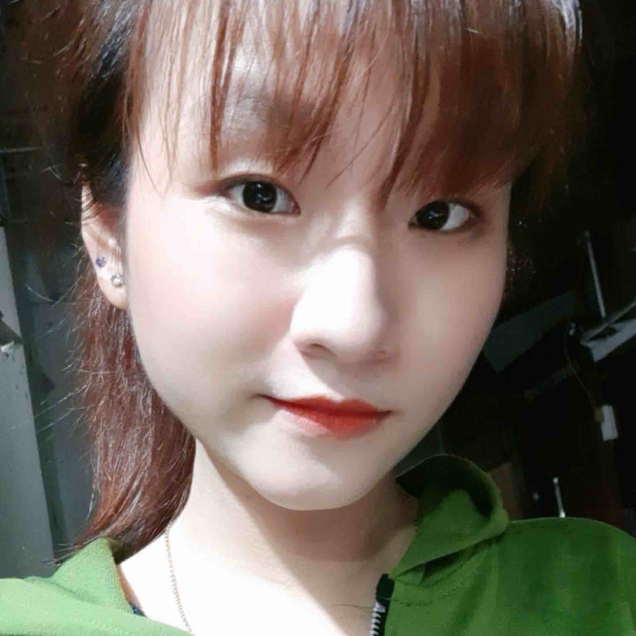 Lê Kim Ngân
