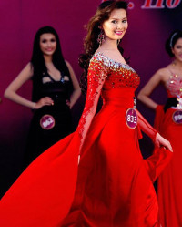 ÁO DÀI THIÊN NGA THƯƠNG HIỆU CÙNG NĂM THÁNG